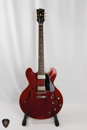 Gibson_ES-335_Cherry_Ultra Light Aged_Murphy Lab_2021_Titelbild